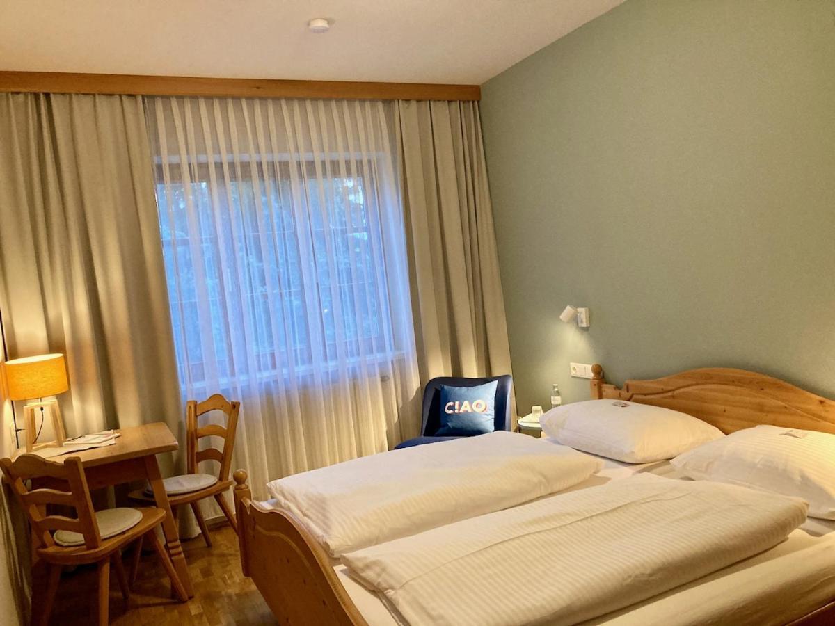 Kapelln Zoechbauer Gaestehaus - Hotel Garni מראה חיצוני תמונה