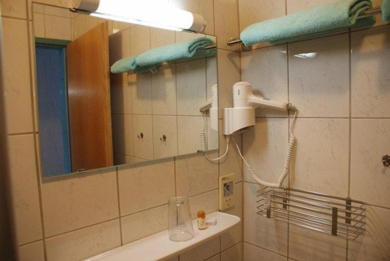 Kapelln Zoechbauer Gaestehaus - Hotel Garni מראה חיצוני תמונה