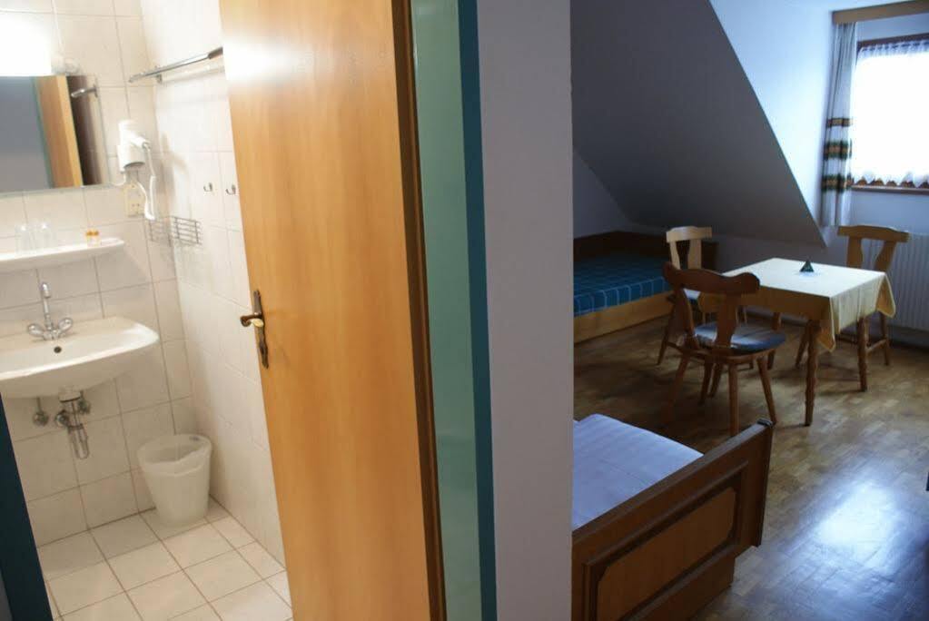Kapelln Zoechbauer Gaestehaus - Hotel Garni מראה חיצוני תמונה