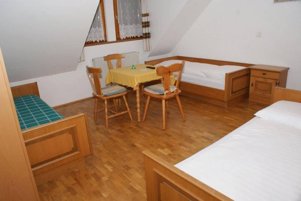 Kapelln Zoechbauer Gaestehaus - Hotel Garni מראה חיצוני תמונה